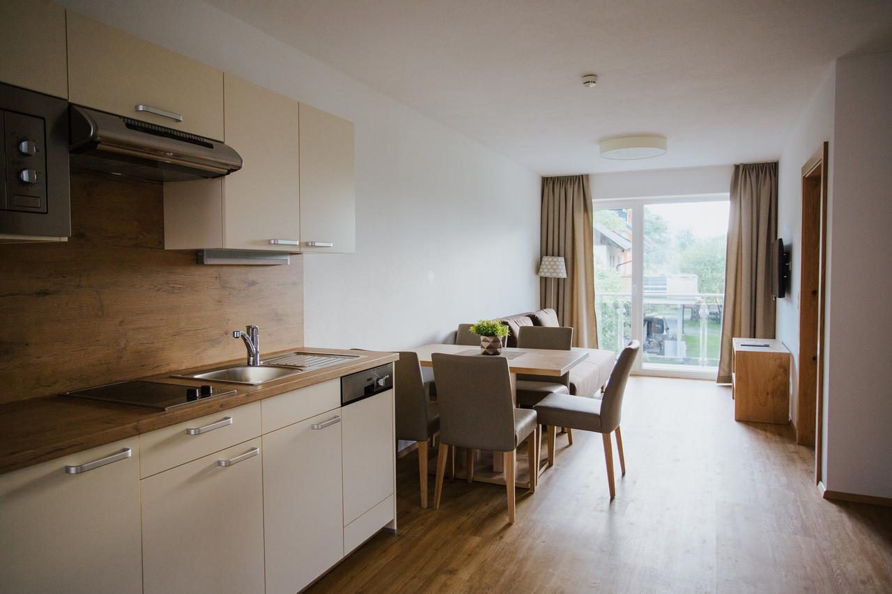 Apartmenthaus Strasswirt De Luxe Tröpolach Exterior foto