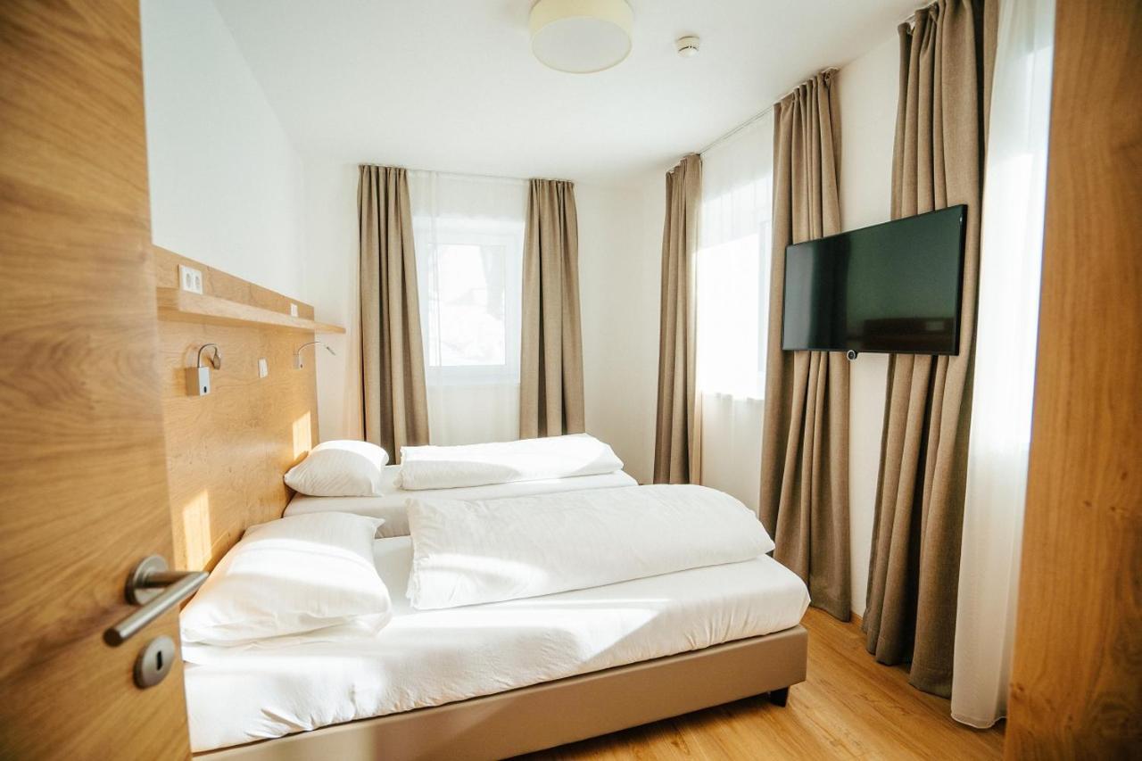 Apartmenthaus Strasswirt De Luxe Tröpolach Exterior foto