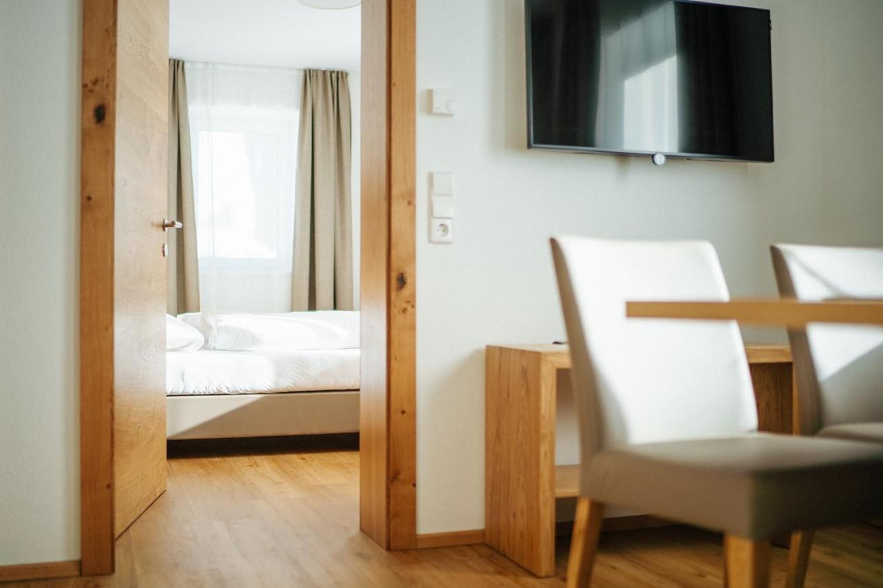 Apartmenthaus Strasswirt De Luxe Tröpolach Exterior foto